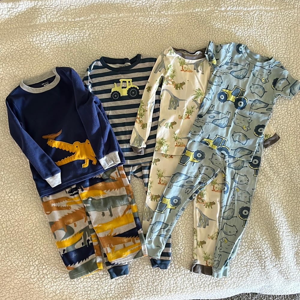 Boys variety bundle of 4 pajama sets. Size 4T